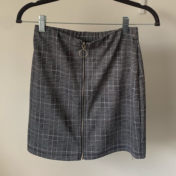 silhouette nyc plaid mini skirt - Picture 2 of 3